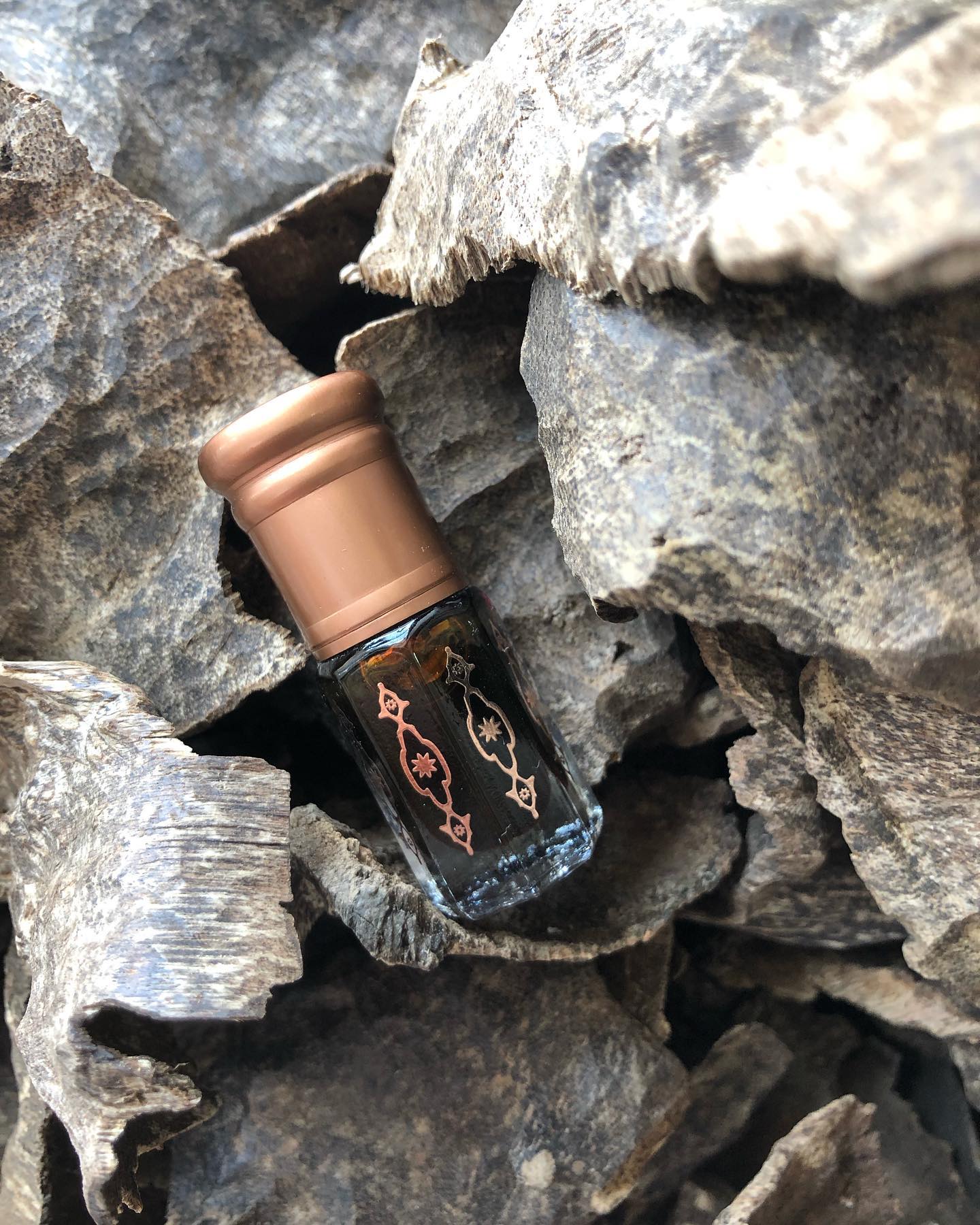 Pure Agarwood Oud Oil, Indian Kalakas Oil (INDIA) 3ml
